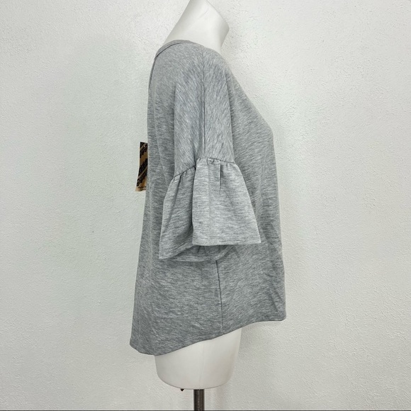 Eyeshadow Heather Grey VNeck 3/4 Bell Sleeve Size M NWT - Picture 4 of 9